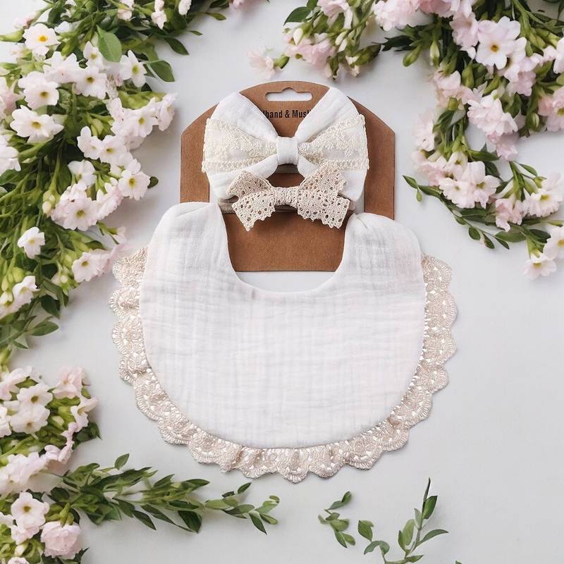 Set Lätzchen mit passenden Stirnbändern Schleifchen |Double Musselin|Cream 24773 Set Lätzchen mit passenden Stirnbändern Schleifchen |Double Musselin|Cream Hauptbild