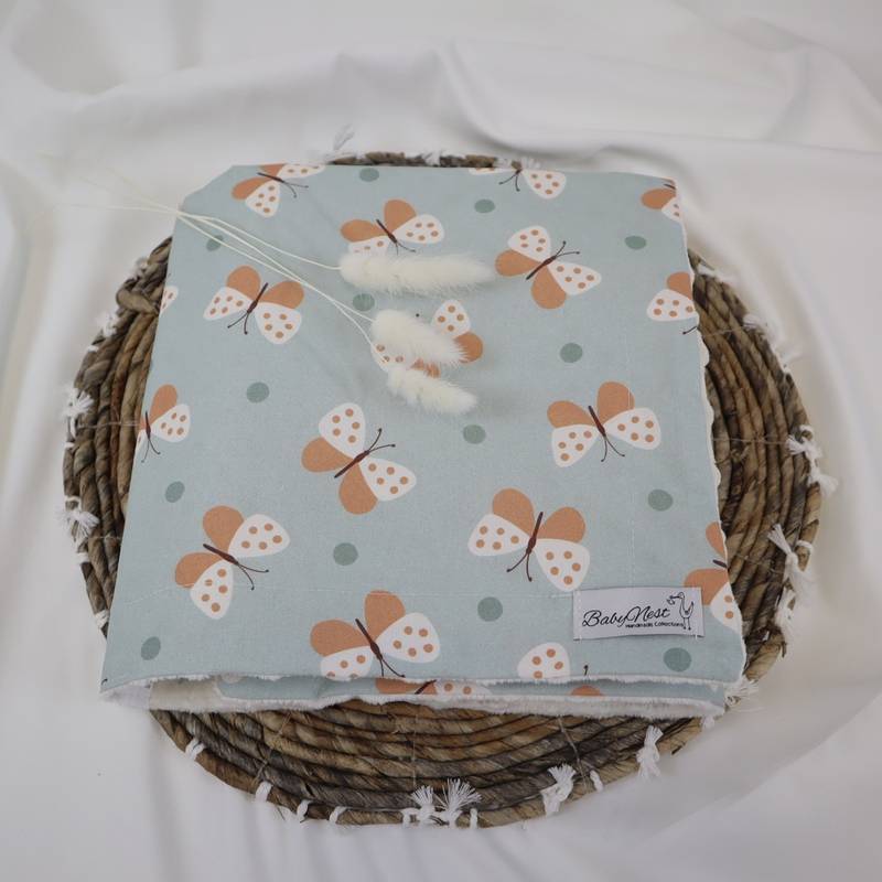 Morbidissima coperta in Minky con farfalle (immagine aggiuntiva 2)