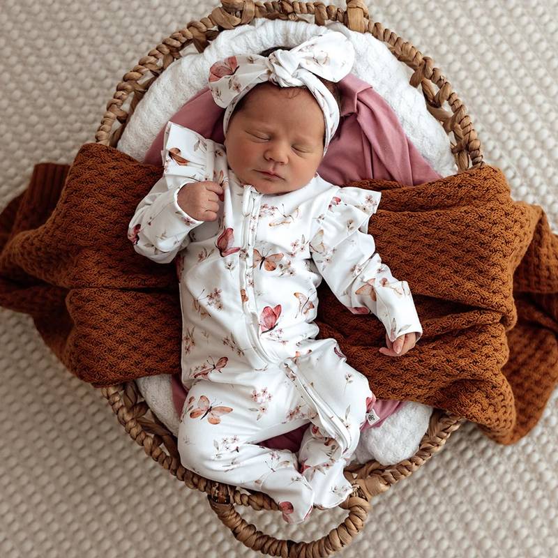 Butterfly Organic Snuggle Sleepsuit Zip Footie with Frill Hauptbild