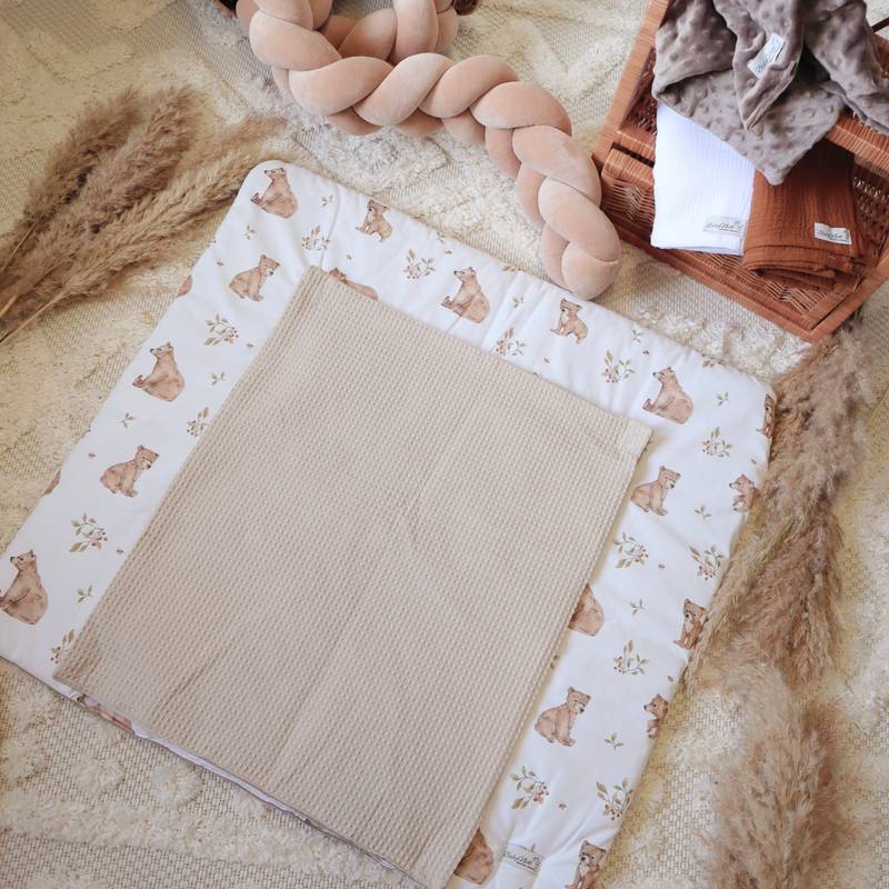 Waffle-pattern changing mat including removable waterproof pad | Happy Bears Additional image-2