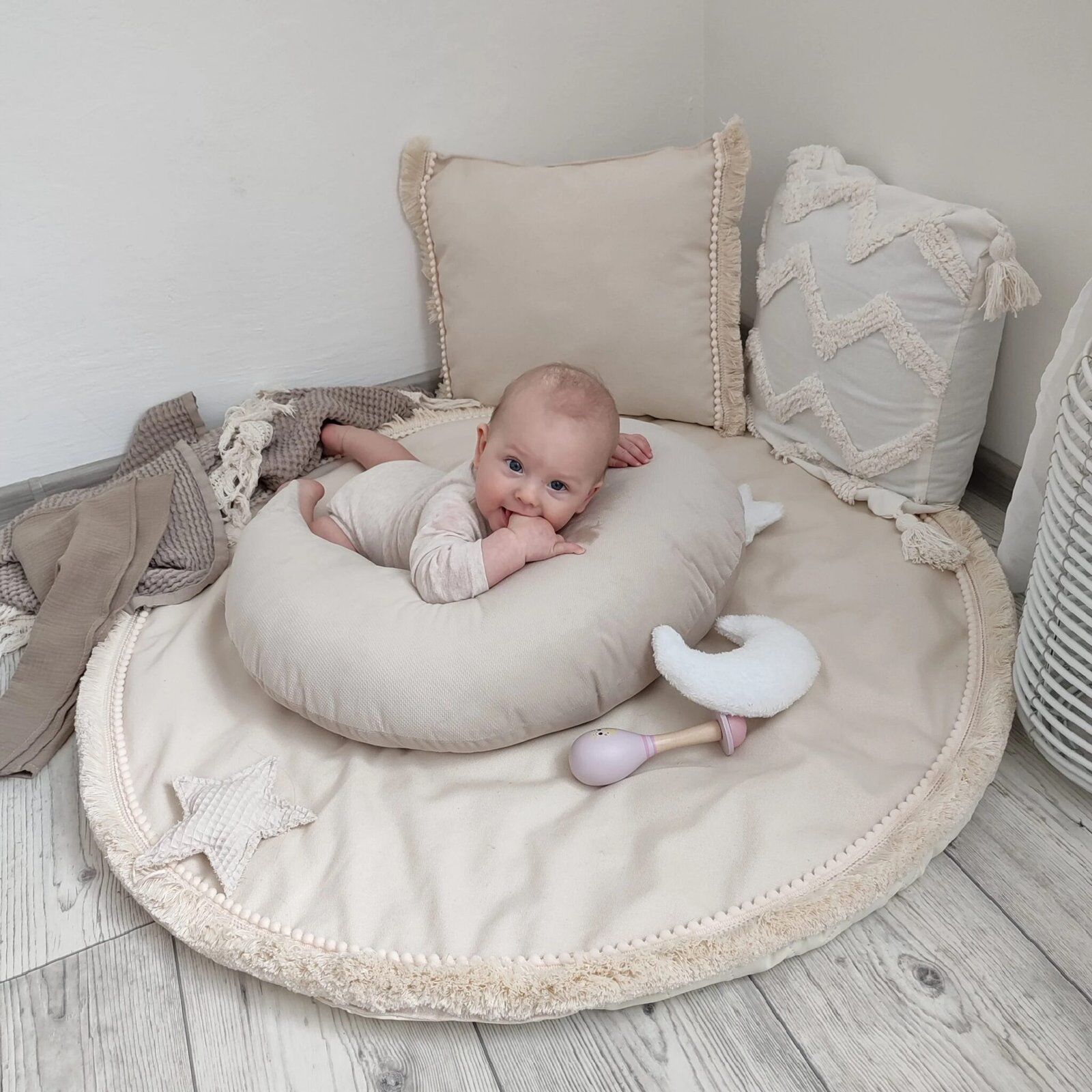 Tapis de jeu | Image principale beige bohème