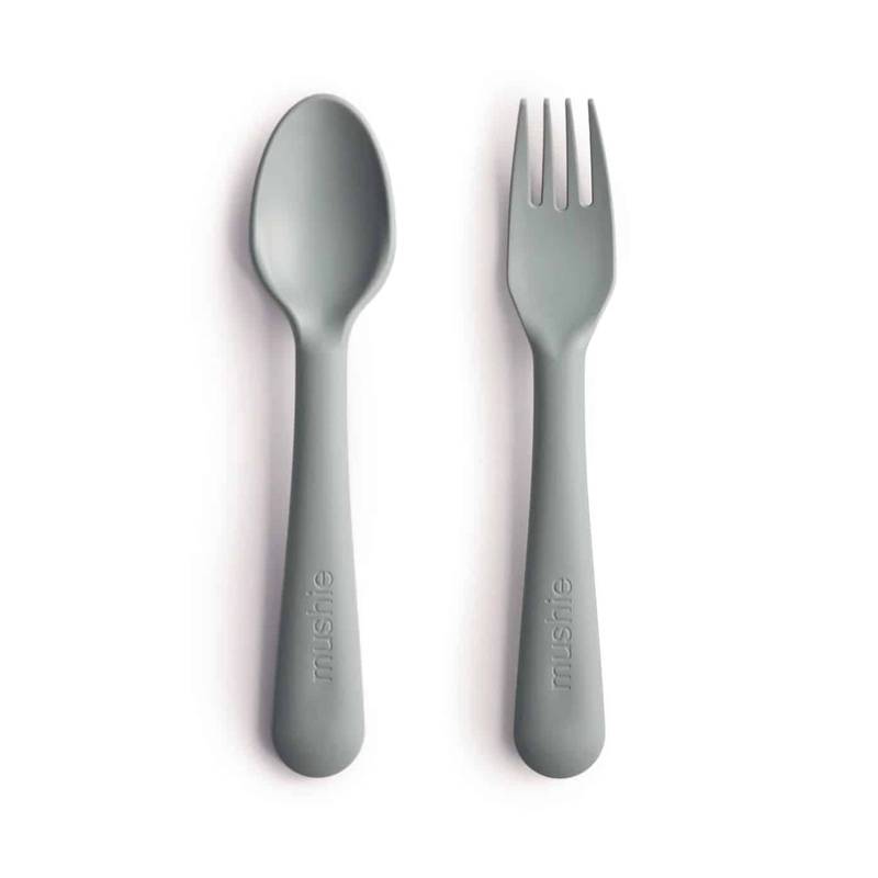 Mushie_Fork_Spoon-8 Mushie Kinderbesteck Set Sage Hauptbild
