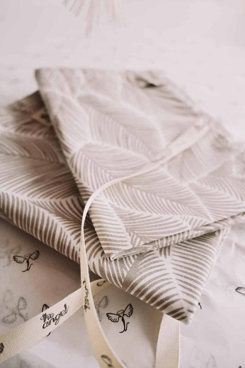 The Angel - Set di 2 lenzuola per lettino per bambini - Calmo Immagine principale