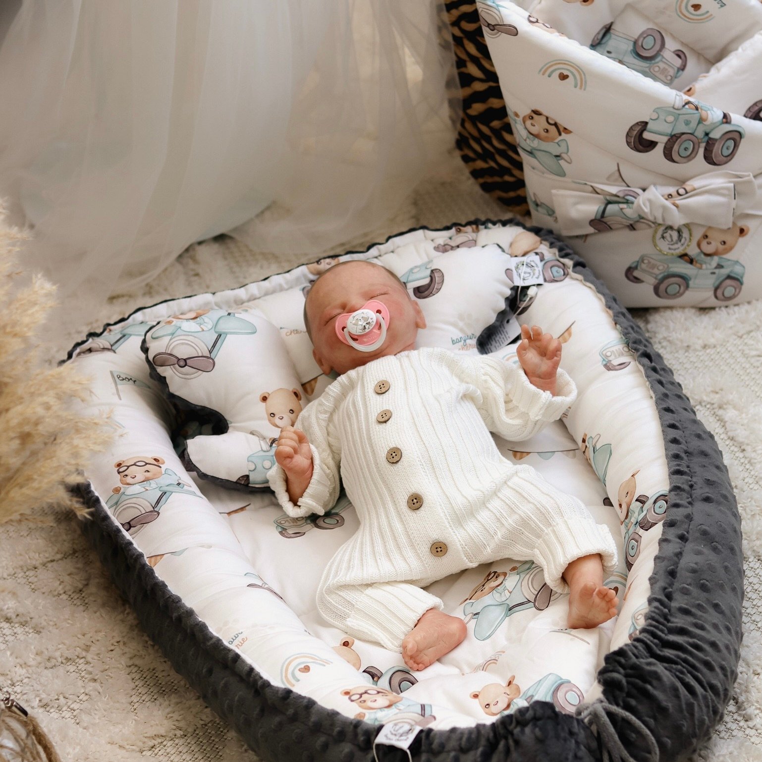 Baby nest | Premium cotton minky | Set of 3 | Tractors & Bears main image